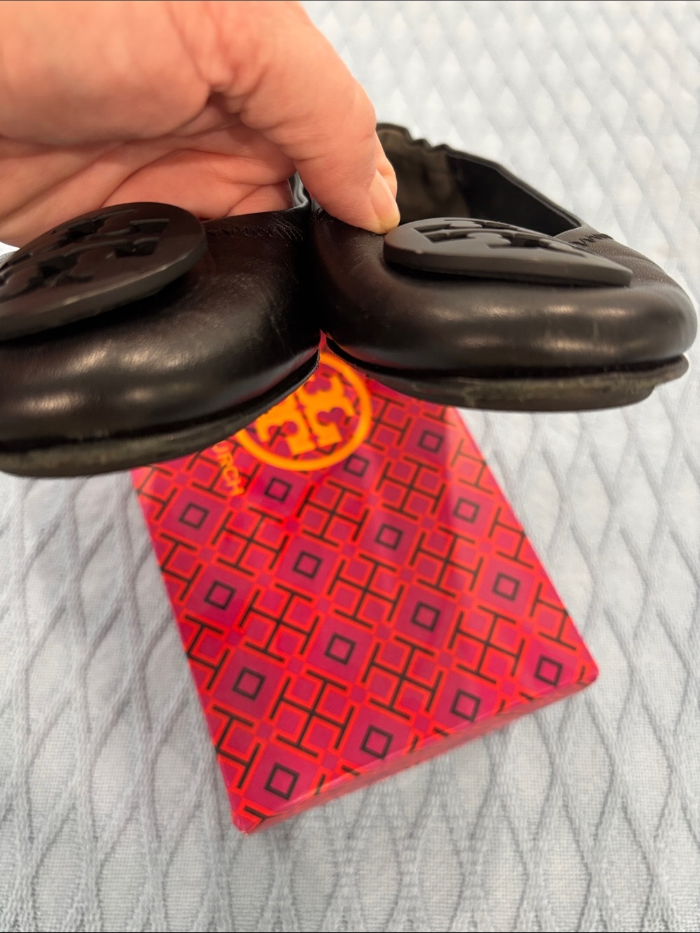 Tory Burch Black Leather Logo Round-Toe Ballet Flats - Picture 3 of 7